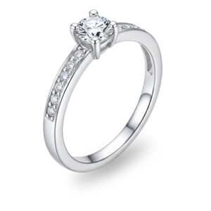 Anel Majesty Solitaire